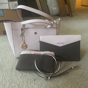 Michael Kors Crossbody Tote